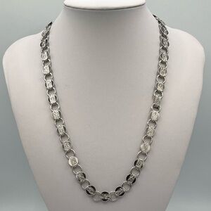 Sarah Coventry Necklace Silvertone Floral Disc 21.5”
